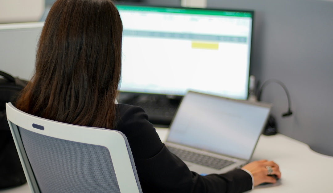 TCO-Analyse: Warum eine strategische IT-Rückführung für KMU wirtschaftlich unschlagbar ist